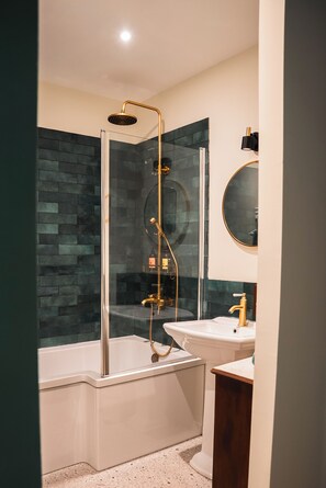 Suite, pemandangan kebun | Kamar mandi