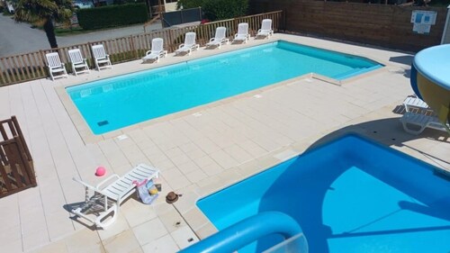 Chalet 3 étoiles - Piscine  - ccbgfcg