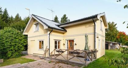 House in the countryside and close to the sea