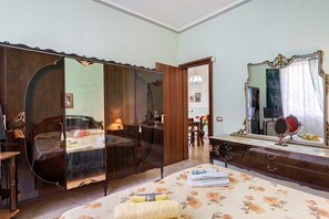 4 habitaciones y ropa de cama 