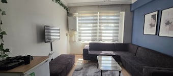 Kütahya Şehir Merkezinde Temiz Ferah Full Apartman Dairesi 1+1 Daire