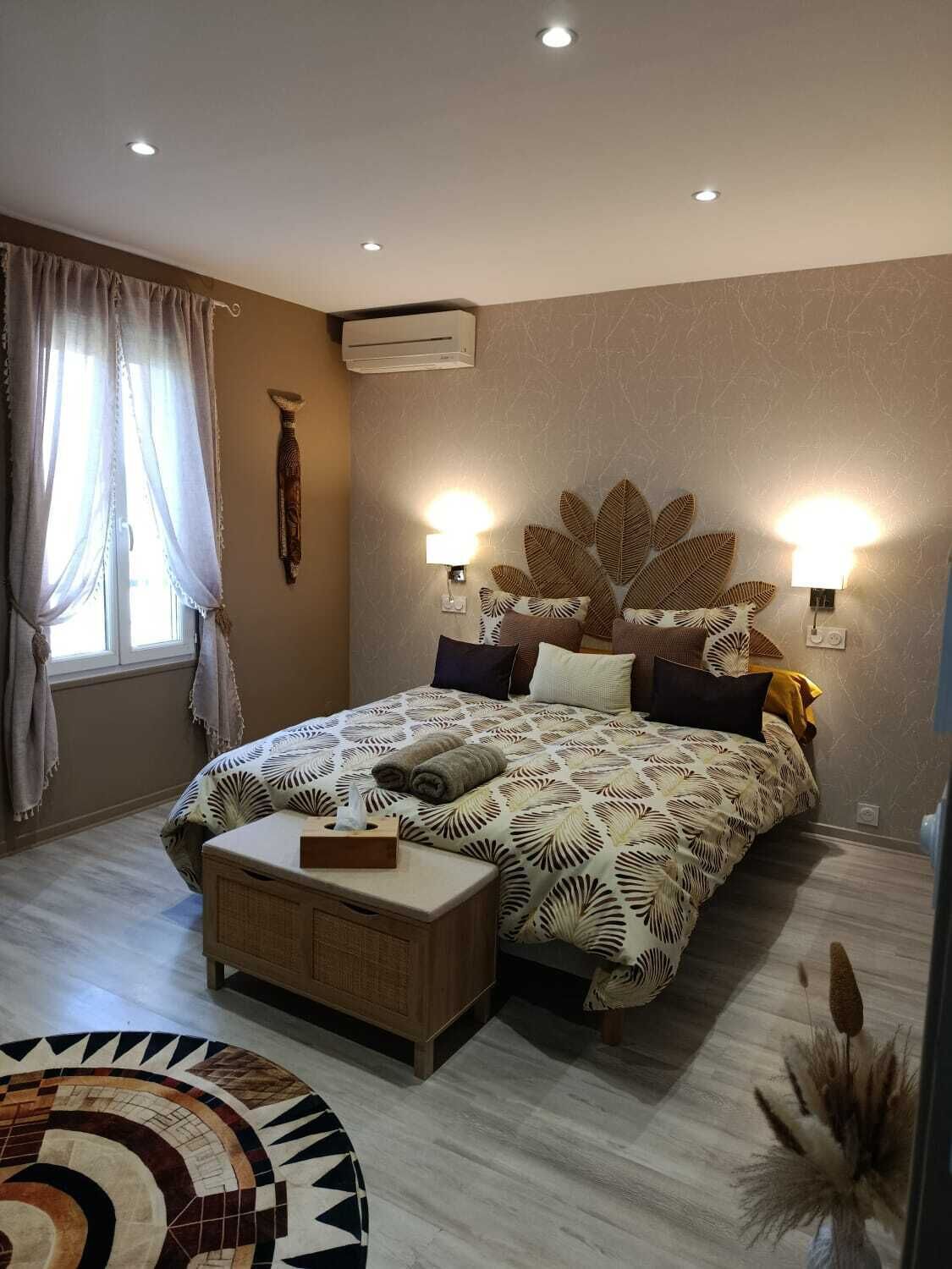 2 bedrooms, iron/ironing board, travel cot, free WiFi