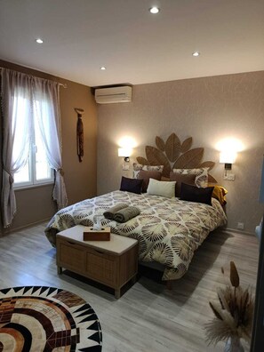 Iron/ironing board, travel crib, free WiFi, bed sheets - 78 m² fully air-conditioned house "L'Ébène (Brasles)