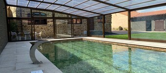 Casa Enrique — Heated Pool, Sauna, and Camino de Santiago in Astorga