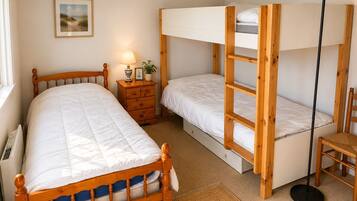 2 bedrooms, iron/ironing board