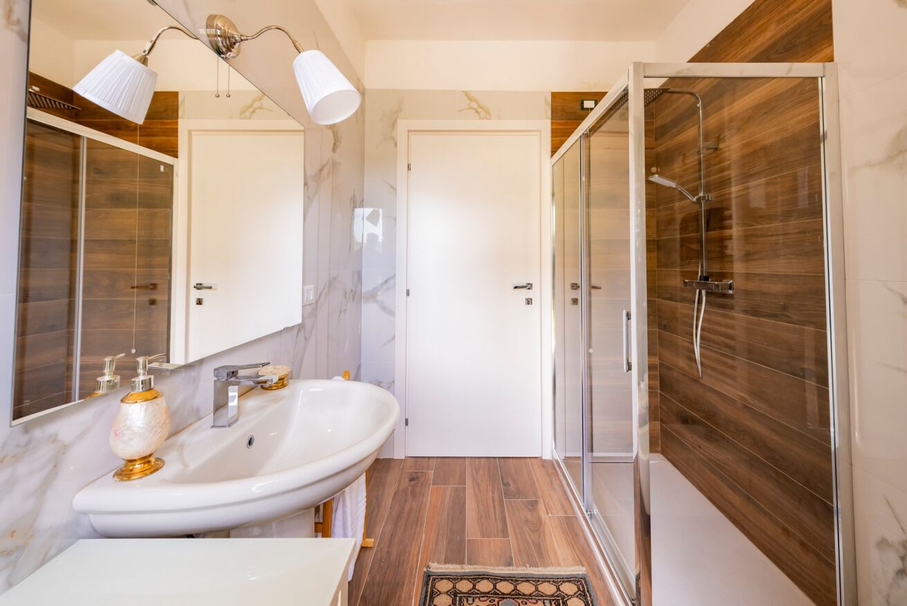 Dusche, Bidet, Handtücher