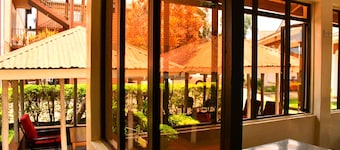 Hotel Tausi