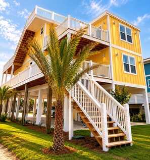 Exterior - Spacious, new, ocean view 5 bed 5.5 bath house on the beautiful Forgotten Coast. (Mexico Beach)