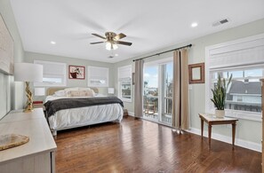 4 chambres, fer et planche à repasser, Wi-Fi, draps fournis