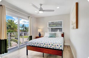 Internet, bed sheets - Delray Beach Paradise - Downtown Atlantic Ave (Delray Beach)