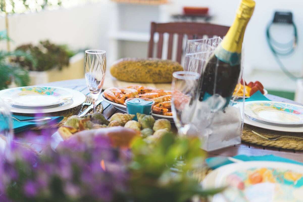 Alimentos y bebidas