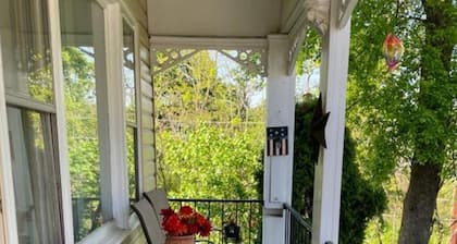 Quaint 1-bedroom bed & breakfast in charming Jim Thorpe