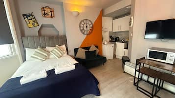1 bedroom, WiFi, bed sheets