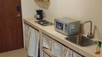 Microwave, coffee/tea maker