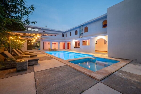 Pool - Suite Estrella India (Merida)