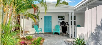 Delray Beach Oasis + Guesthouse - Downtown Atlantic Avenue