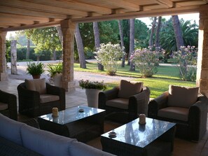 Terrace/patio - Villa 'Riggia - Dependance Pineta' with Wi-Fi (Nardò)