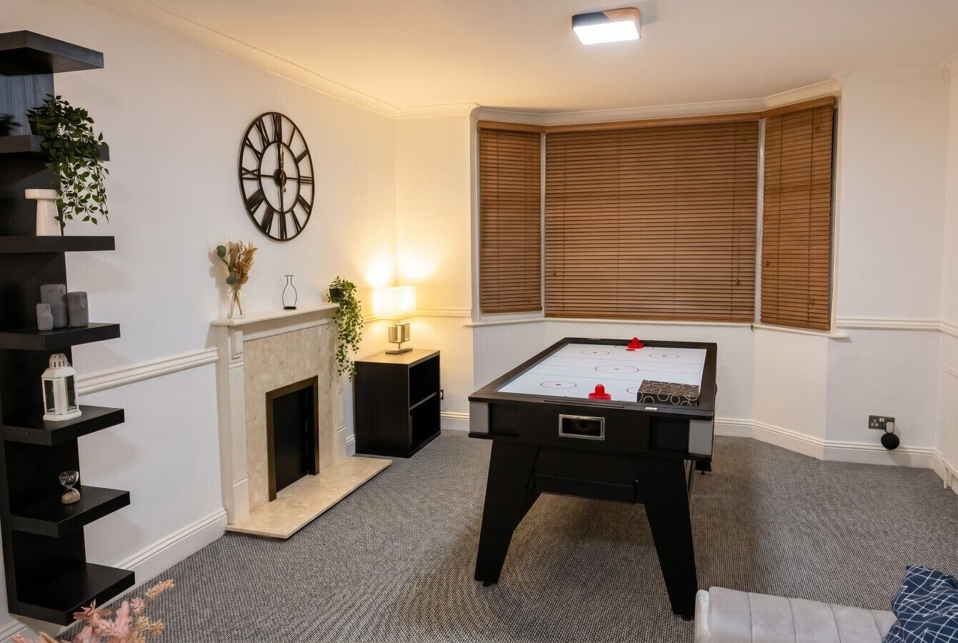 Spielezimmer