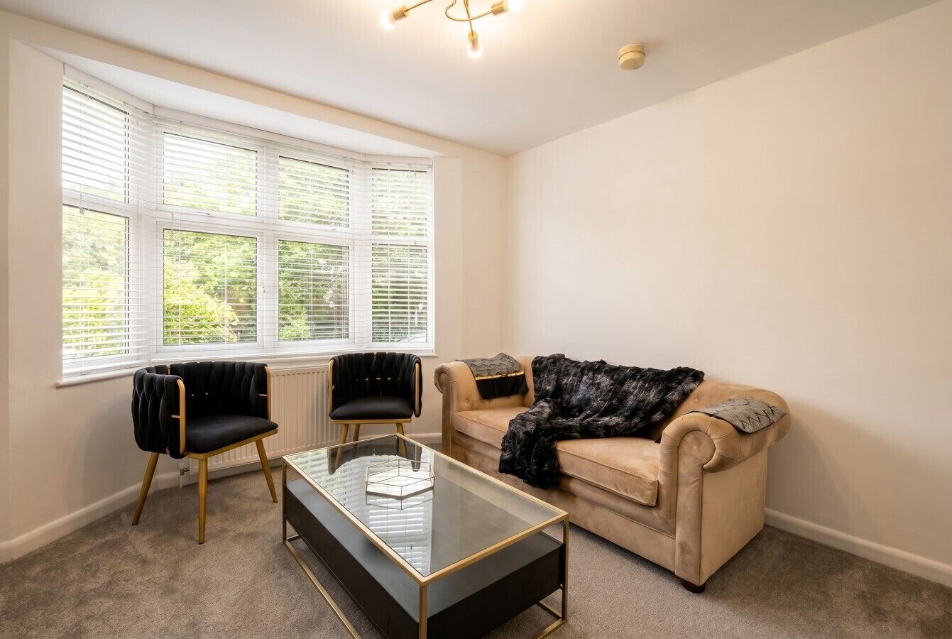 Free Parking 3-bed House · Sleeps 6 · Botley, West Oxford - Oxford