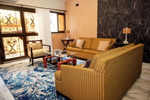 Family Apartment, City View | Ruang tamu