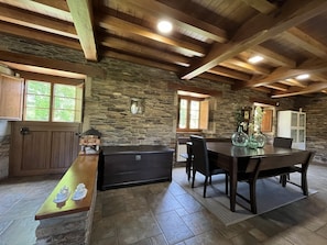 تناول الطعام
