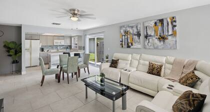 Modern Quiet 3BR 2BA Home 15 Mins to hospitals,airpot Perfect for Travel Nurses