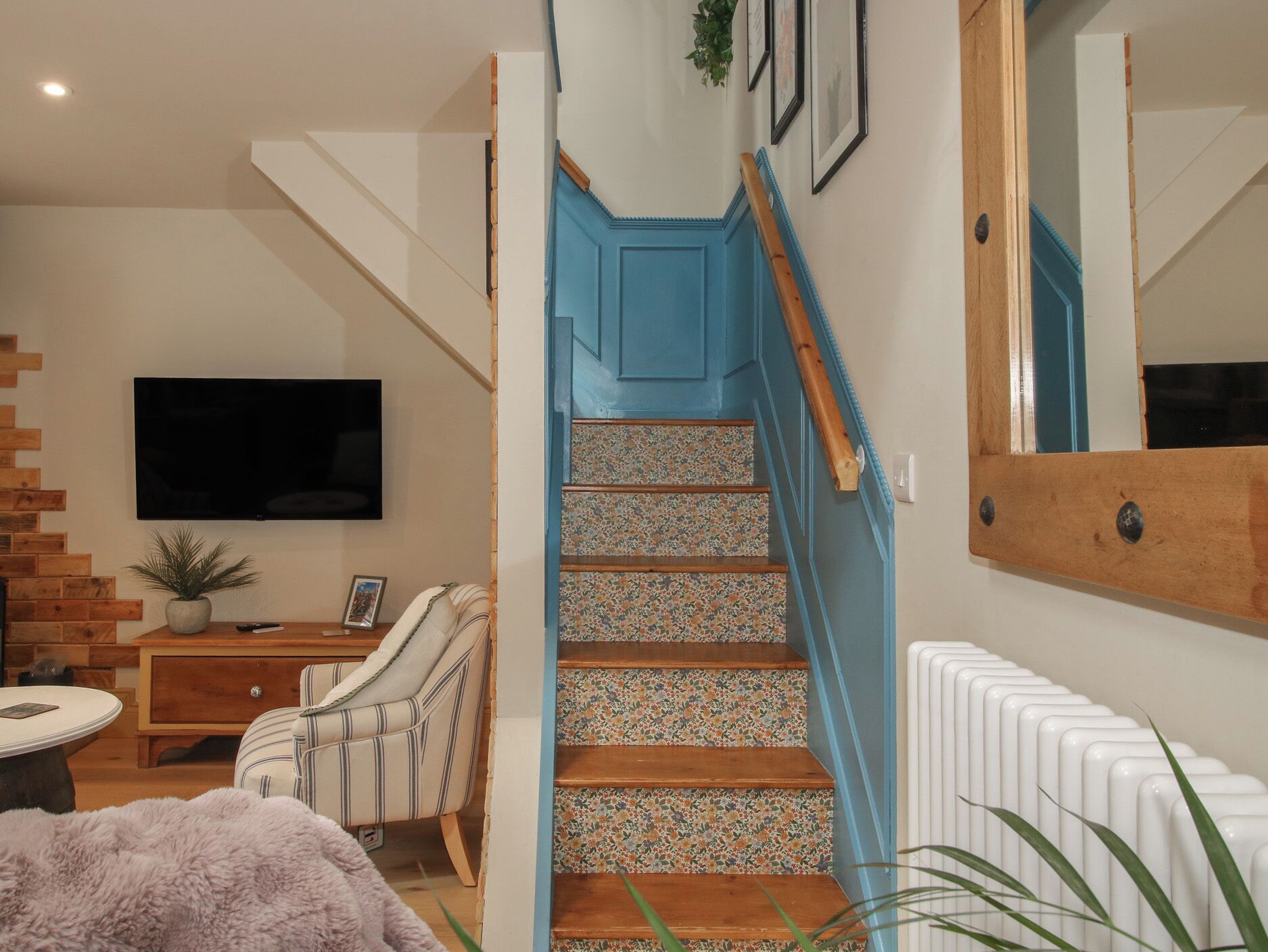 Cottage | Interior