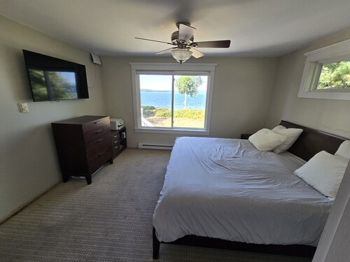 Waterfront Home on Beautiful Frye Island