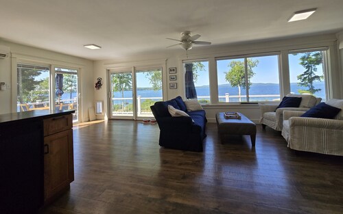 Waterfront Home on Beautiful Frye Island