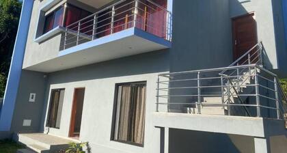 Esther's Apartments