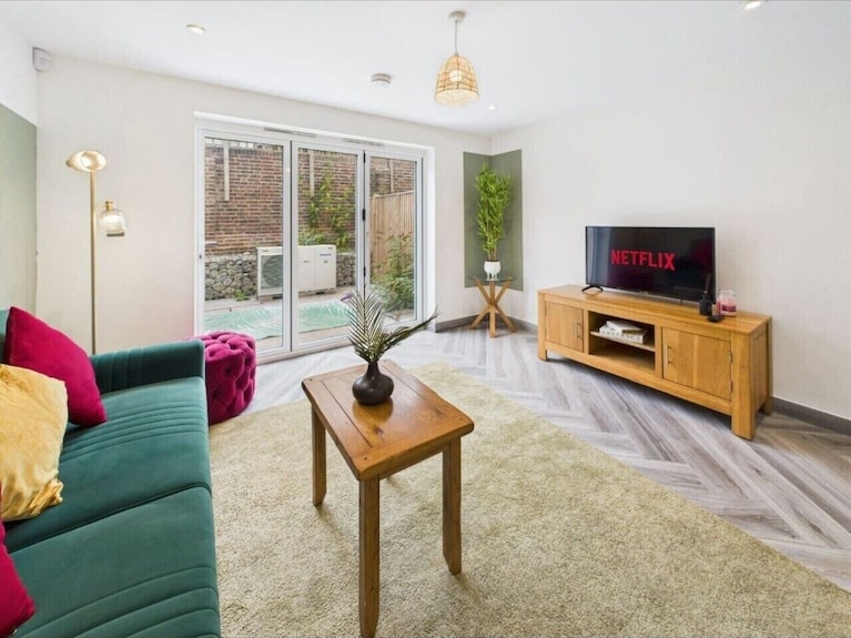 Pristine Home Near Station, Pantiles & Calverley - Royal Tunbridge Wells