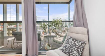 New 12th Floor 2BR Apt | Stunning Skyline Views