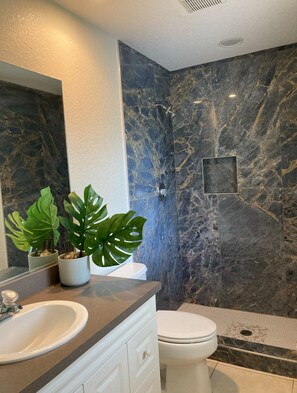 Bathroom - Edenville tropical oasis 3 bedroom house by Siesta Key (Sarasota)