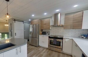 Nhà, 3 phòng ngủ, hồ bơi riêng, quang cảnh vườn | Nội thất