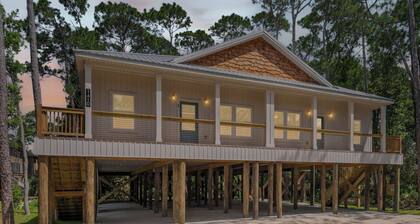 Luxury Retreat on Oleander - Unit I