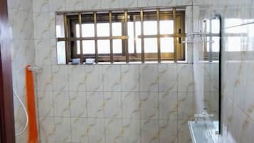 Comfort Apartment, 2 Bedrooms | Bathroom | Shower