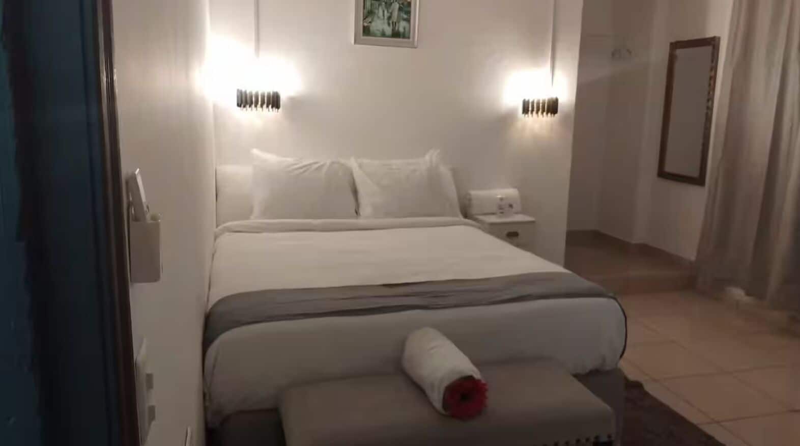 1 slaapkamer, een strijkplank/strijkijzer, wifi, beddengoed