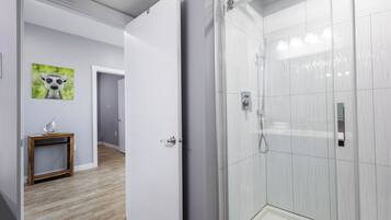 Căn hộ Deluxe | Phòng tắm