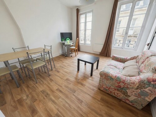 Apartment in the heart of Caen on Rue de Bras