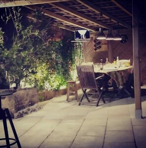 Outdoor dining - Windmill with Private Saltwater Pool (Leiria)
