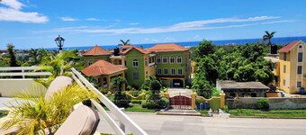 Comfy Villa With Ocean View