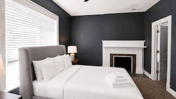 1 bedroom, desk, iron/ironing board, WiFi
