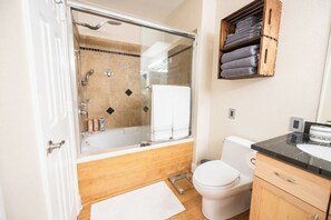 Hair dryer, towels, soap, toilet paper - Desert Ridge Area Townhome: Pool & Sauna (Scottsdale)