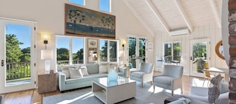 Gorgeous 4-bedroom house with AC in charming Nantucket