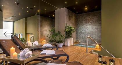 High-Floor City Base | 200Mbps | Gym, Pool & Sauna