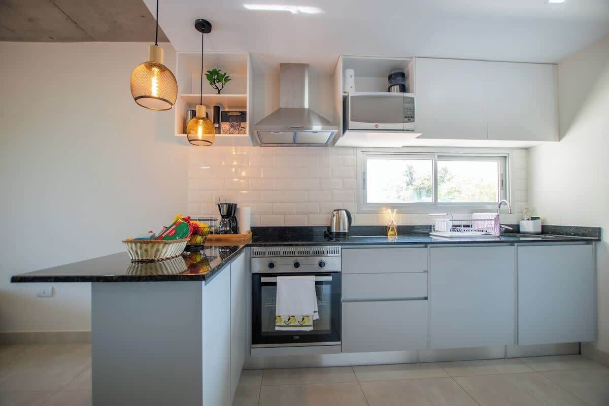 Fully equipped kitchen