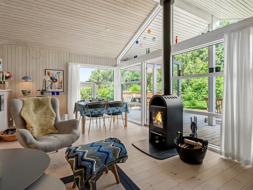 "Rise" - 600m from the sea by Interhome