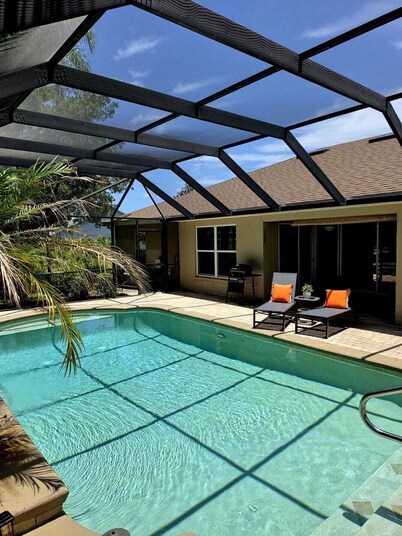 Modern Home, Private Pool, Dog Friendly – Minutes from Golf, Beach & Speedway