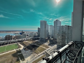 Comfort Suite, Multiple Beds, Kitchen, Lake View | Terrace/patio - Toronto City Centre Hotel Suites  (Toronto)