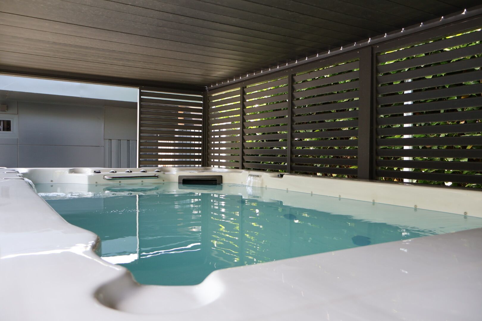 Piscina externa, piscina aquecida